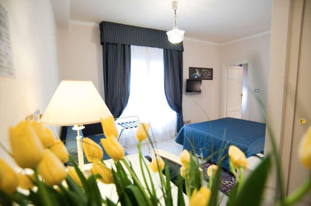 Hotel Gran Duca Livorno Exterior foto